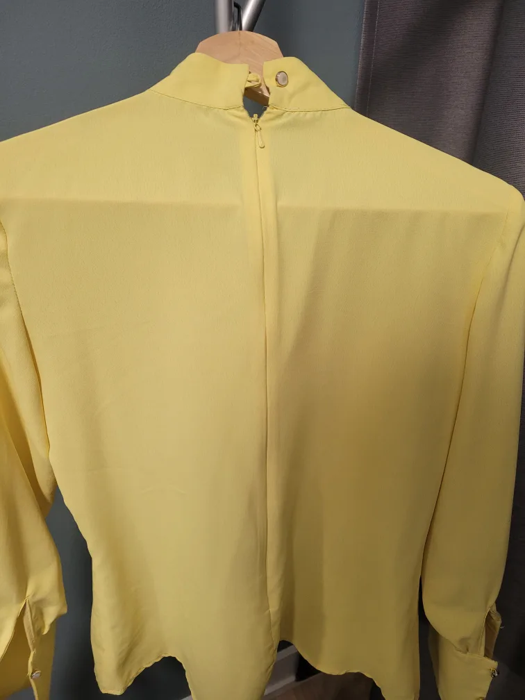 Yellow Pearl Blouse image indicator(3)