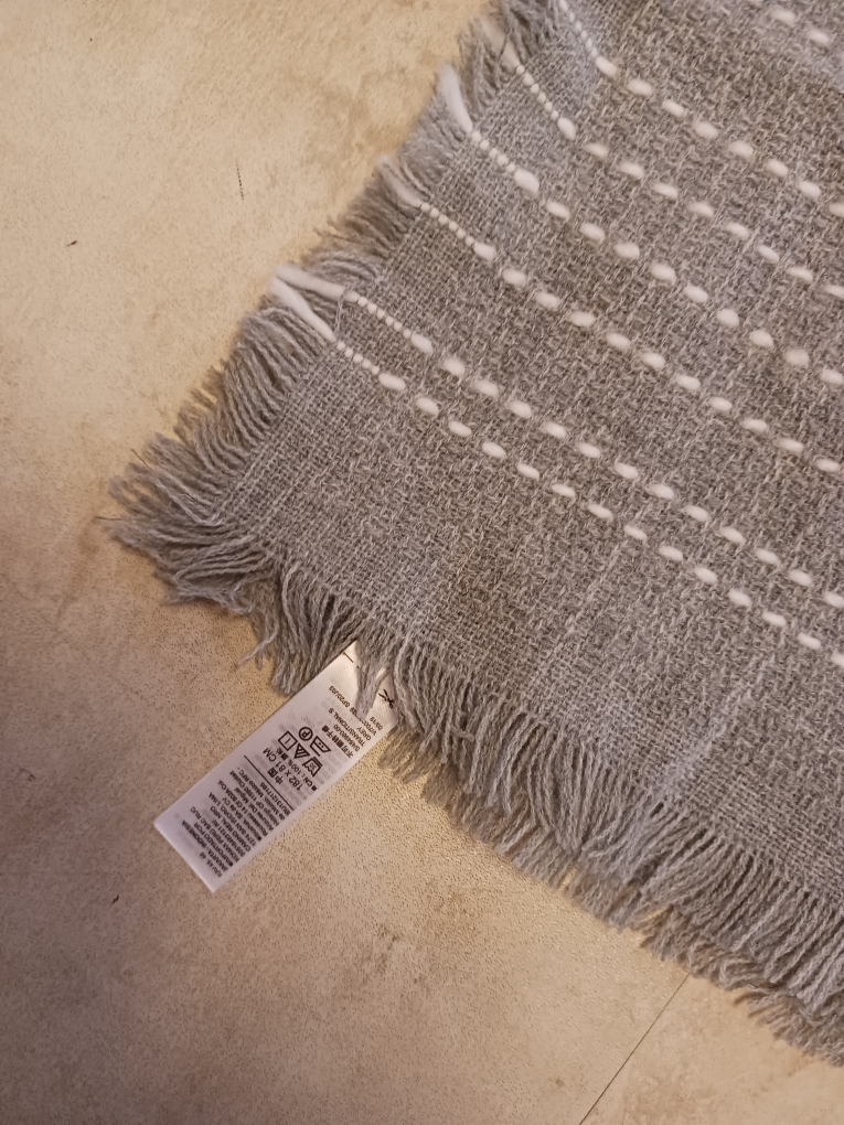 Scarfs