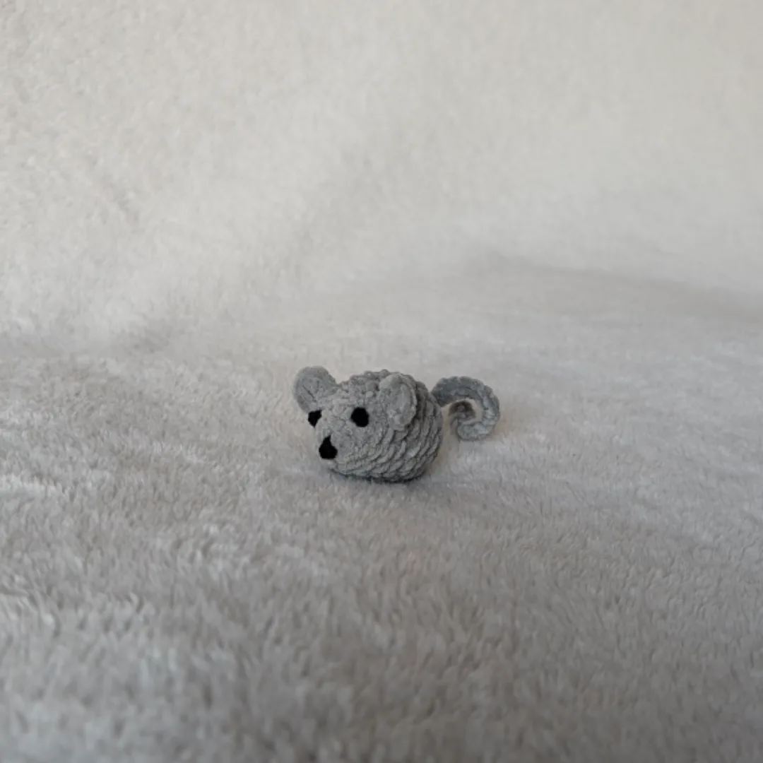 Handmade Crocheted rat plushies, crochet mouse image indicator(2)