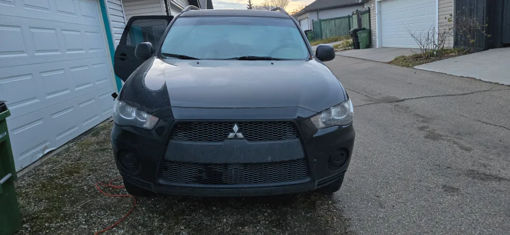 2011 Mitsubishi Outlander image indicator(3)