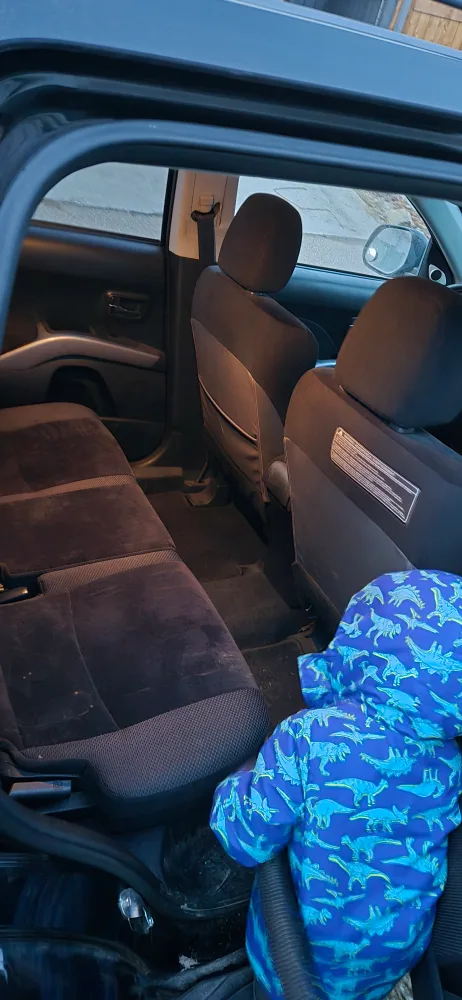 2011 Mitsubishi Outlander image indicator(6)