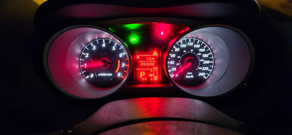 2011 Mitsubishi Outlander image indicator(8)