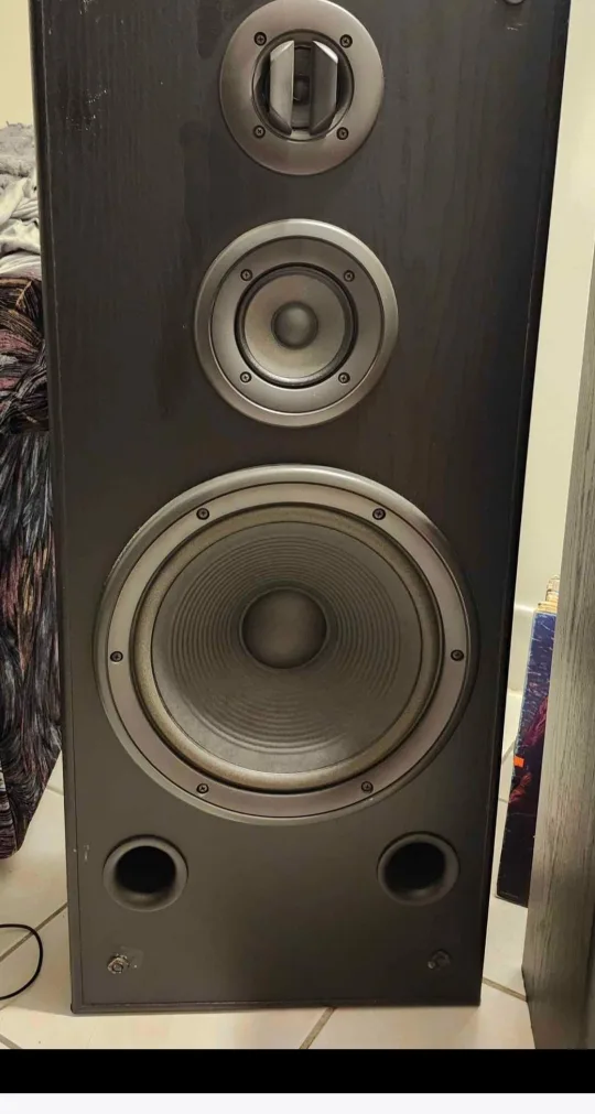 1 pair of Technics SB-A28 3 way speakers image indicator(3)