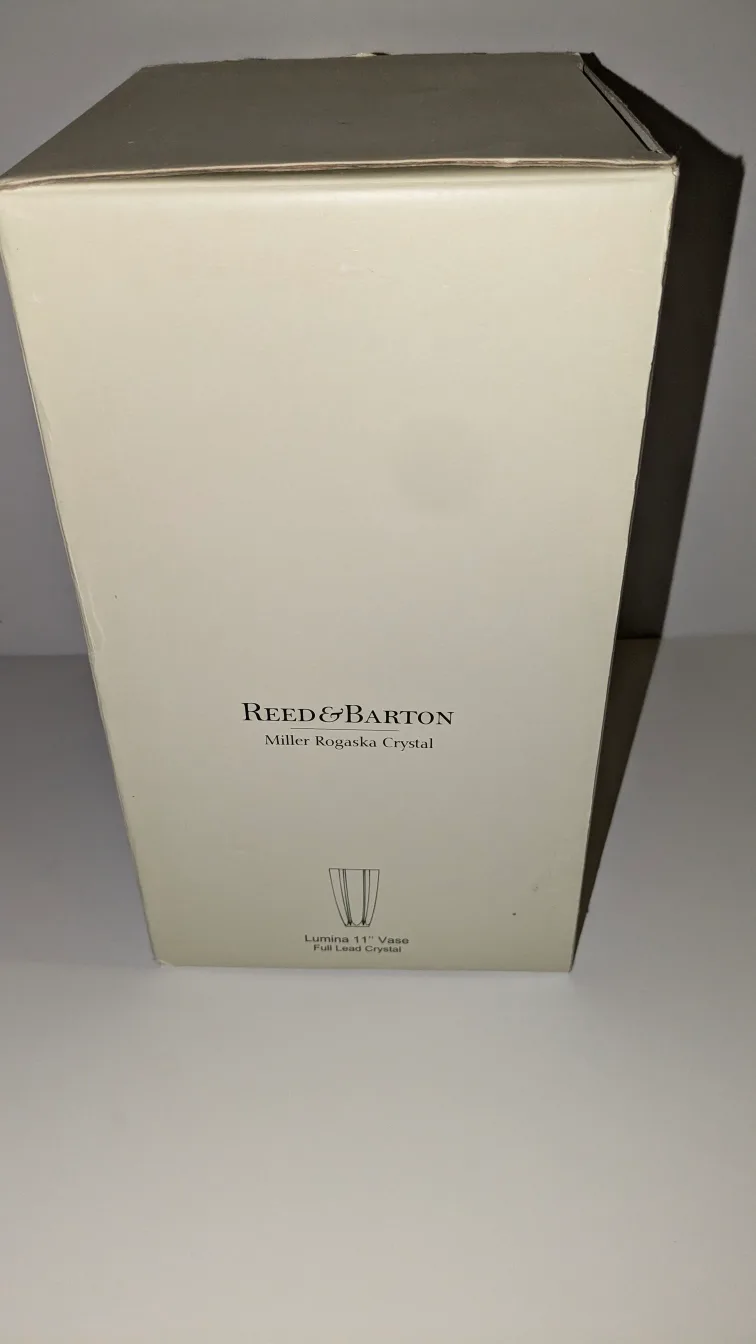 Reed & Barton Lumina 11" Vase  NEW IN BOX image indicator(3)