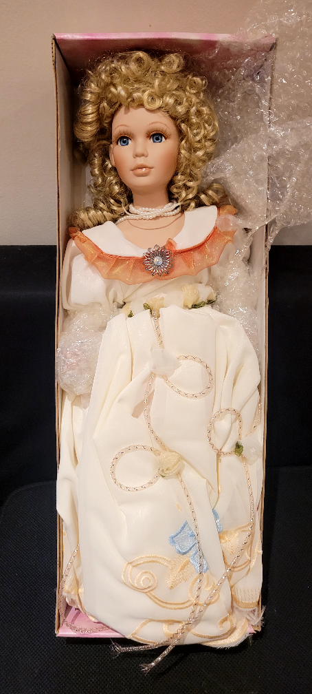 Porcelain Doll in Box - photo 3