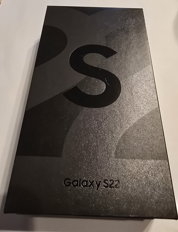 Samsung Galaxy S22 ,128Gb with phone case - photo 2