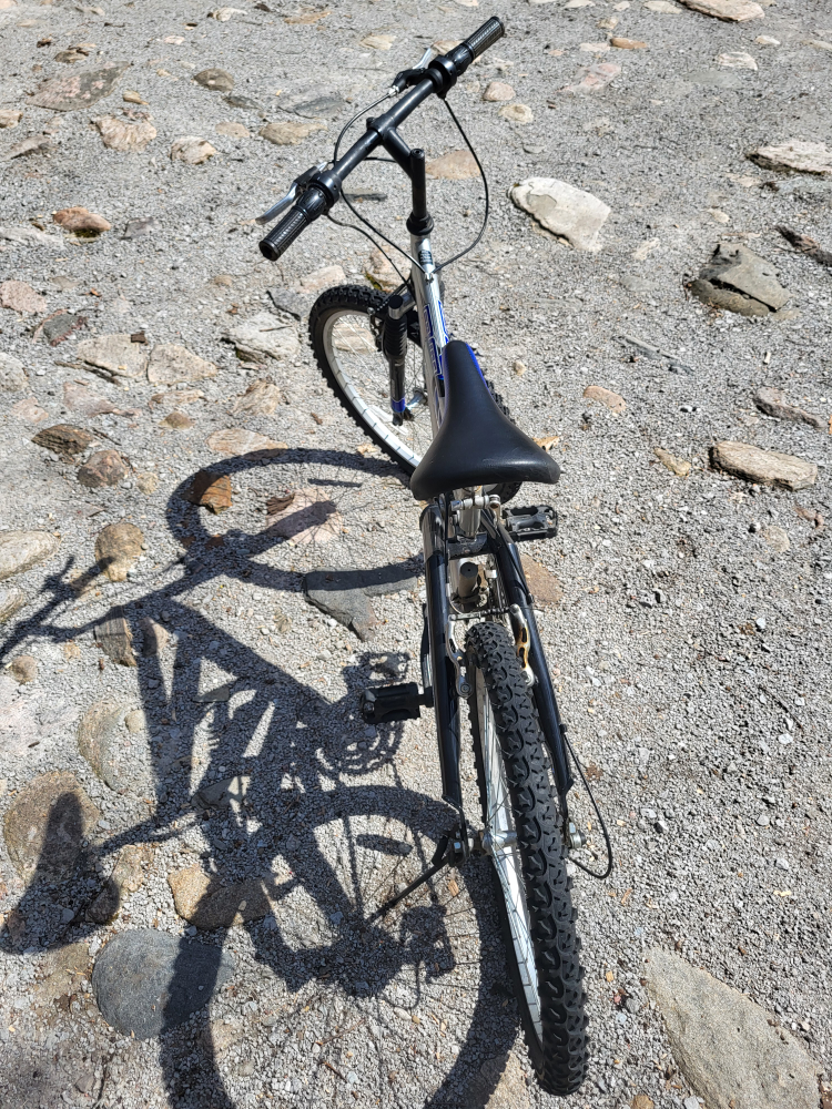 huffy multi speed bike like new - photo 2