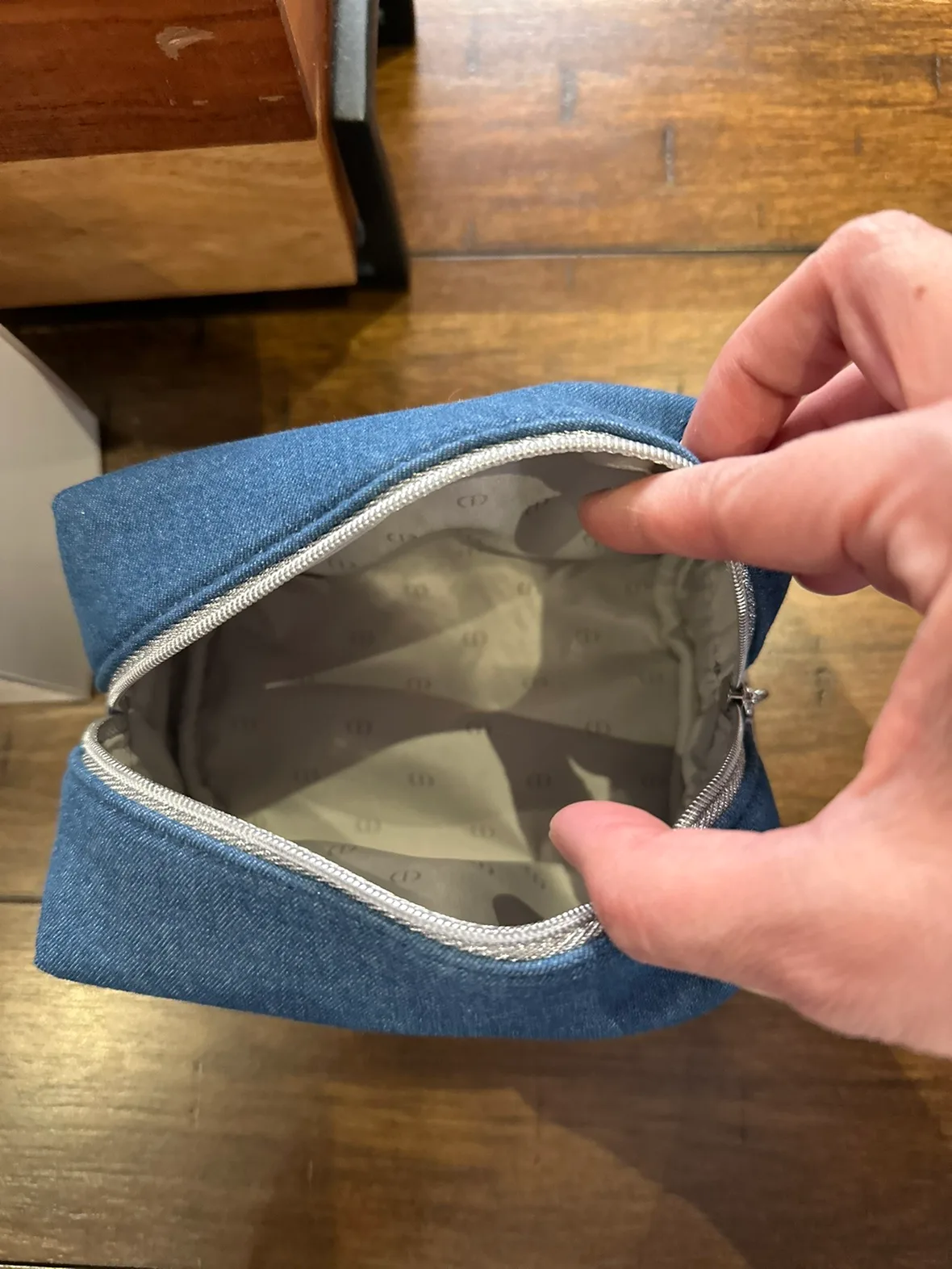 Authentic New Novelty Item Dior Beauty Pouch image indicator(3)