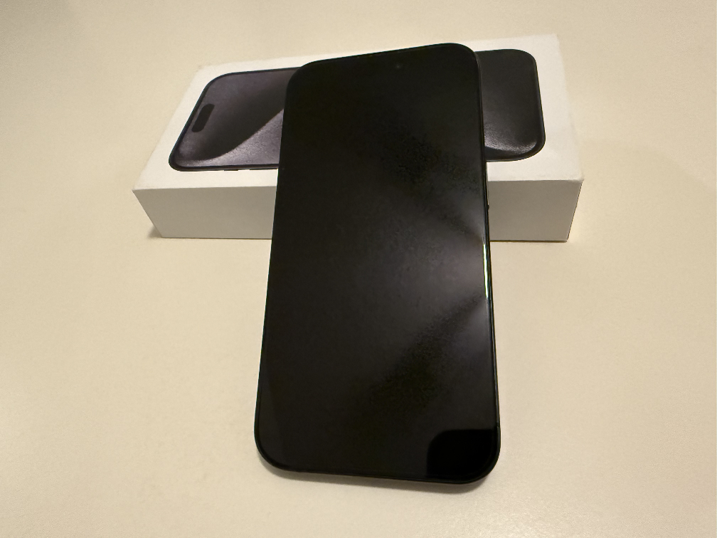 iPhone 15 Pro 256GB Titanium Black - photo 4