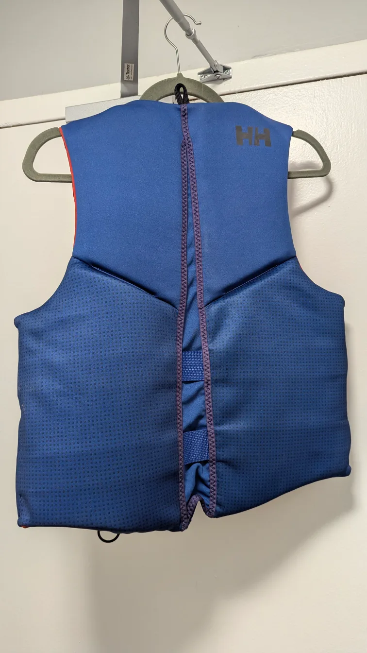 Helly Hansen Adult Life Jacket image indicator(2)