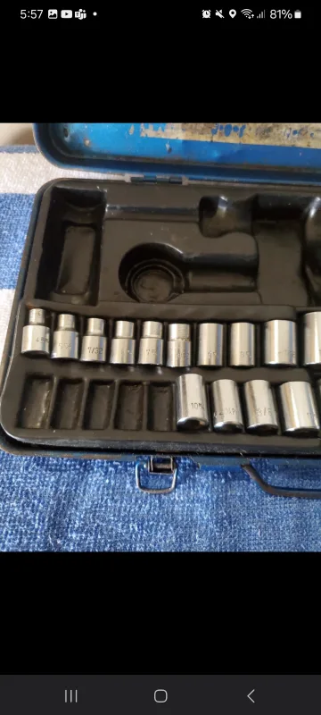 Incomplete Socket Set image indicator(5)