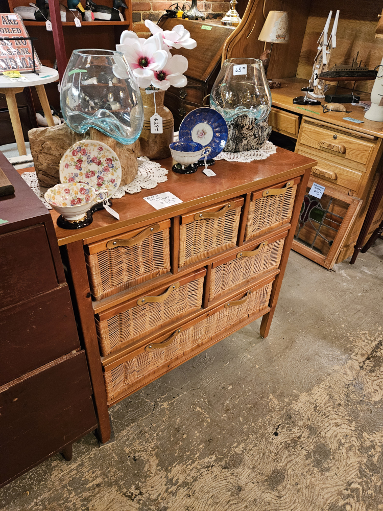 buy used dresser Used Dressers And Chests Of Drawers near Raleigh