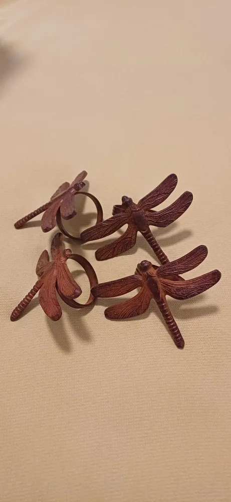 4 Dragonfly Napkin Rings thumbnail