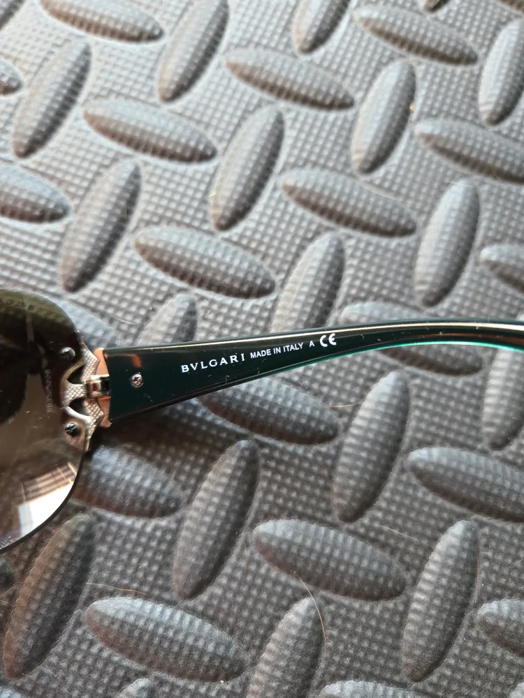 BVLGARI Sunglasses image indicator(4)