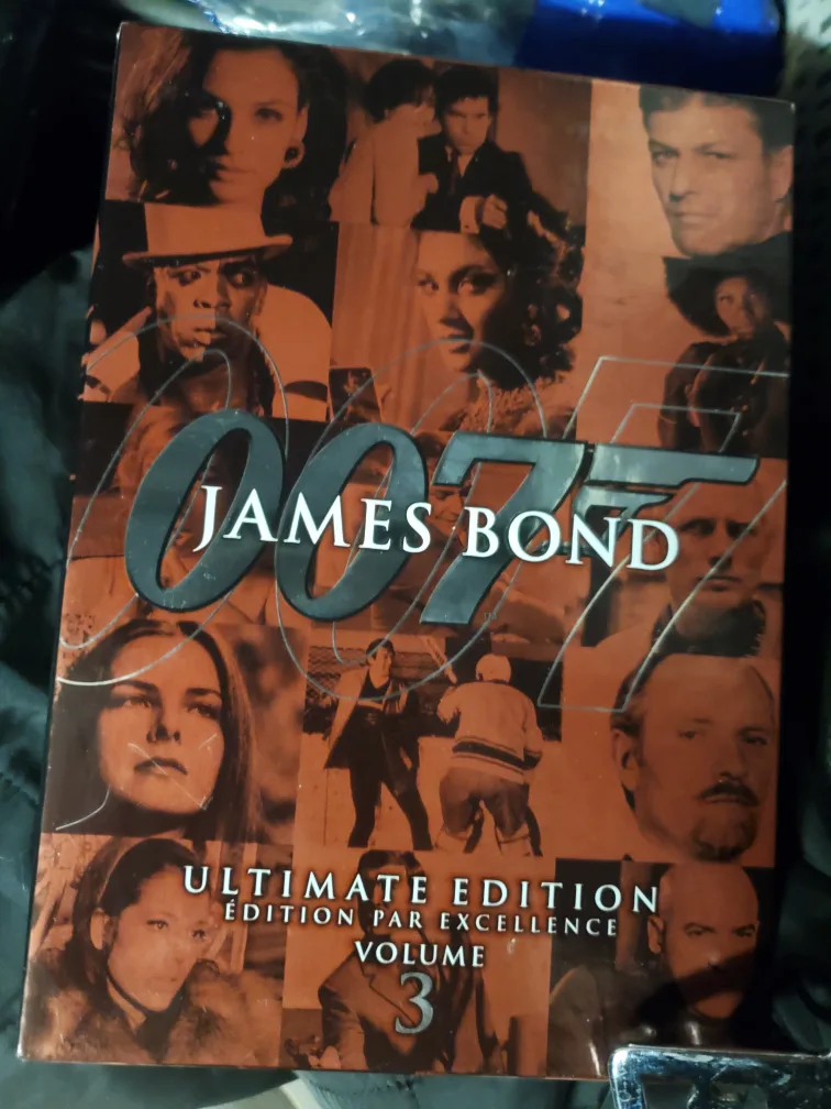 James Bond Ultimate Edition DVD Set Volumes 1-4 image indicator(3)