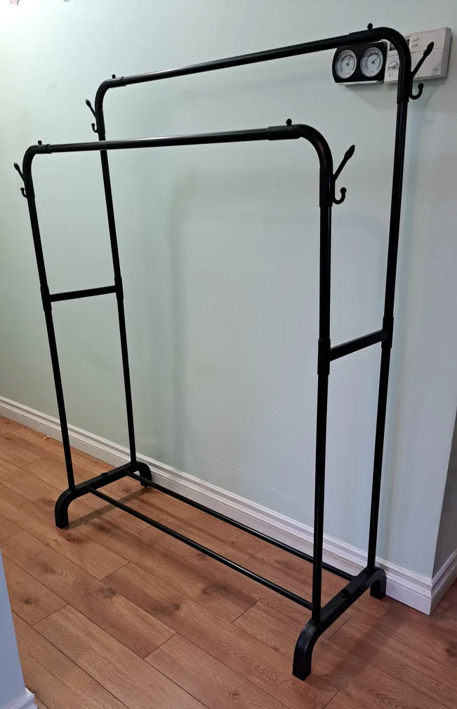 clothes hanging rack thumbnail