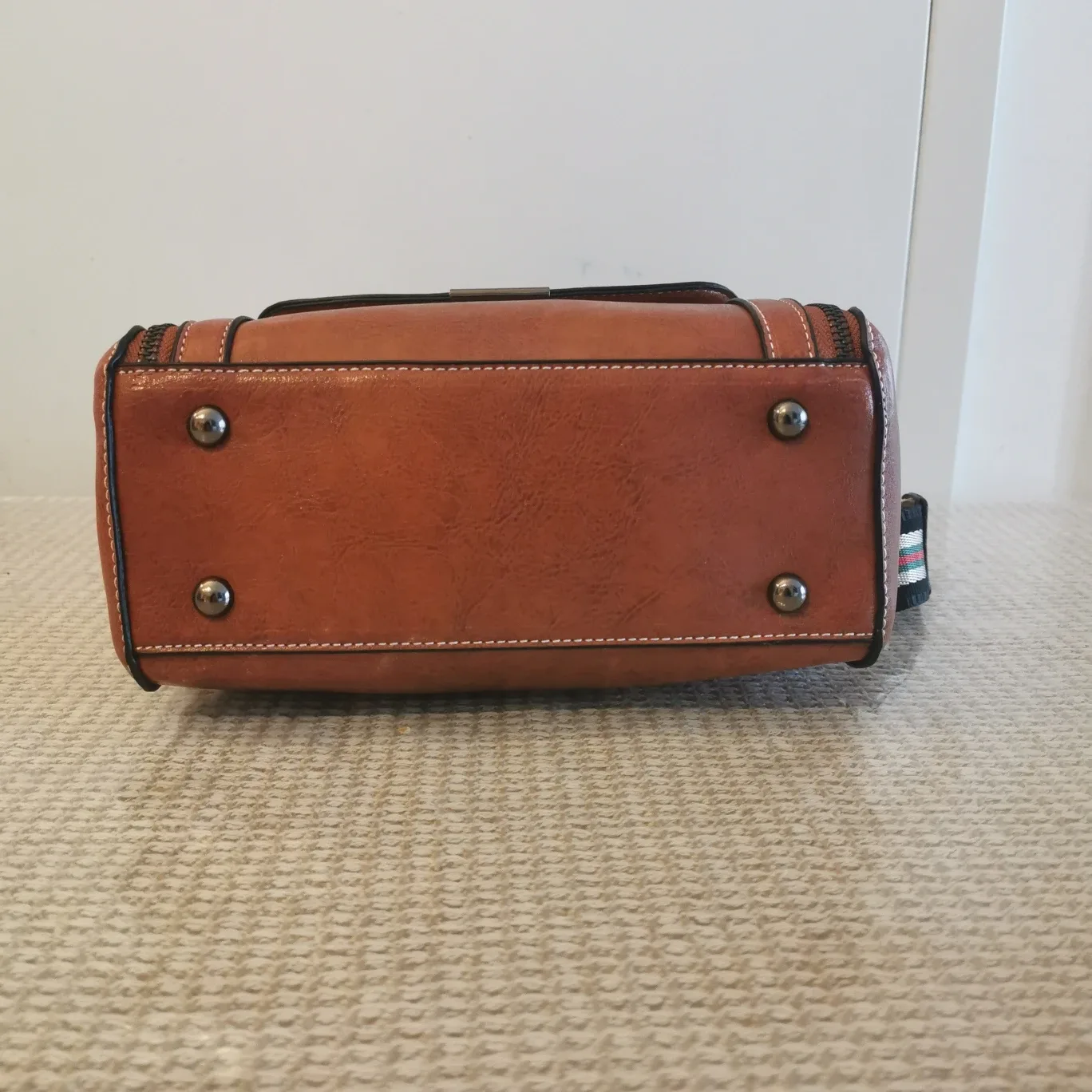 Brand New Brown Leather Shoulder Bag & Handbag image indicator(8)