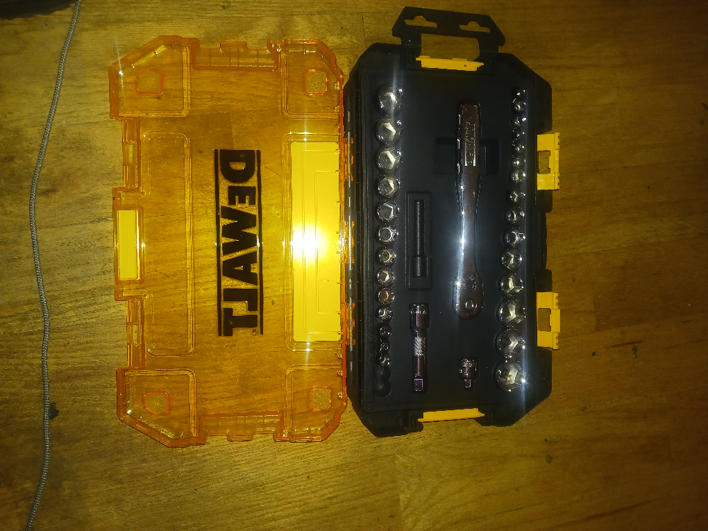 DEWALT Socket Set - photo 3