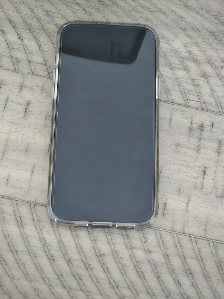 iPhone 15 plus - photo 2