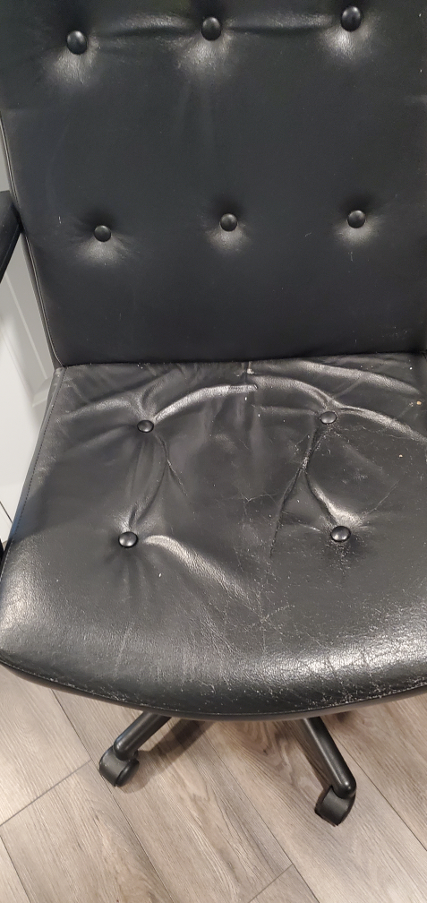 Black Office Chair - photo 2