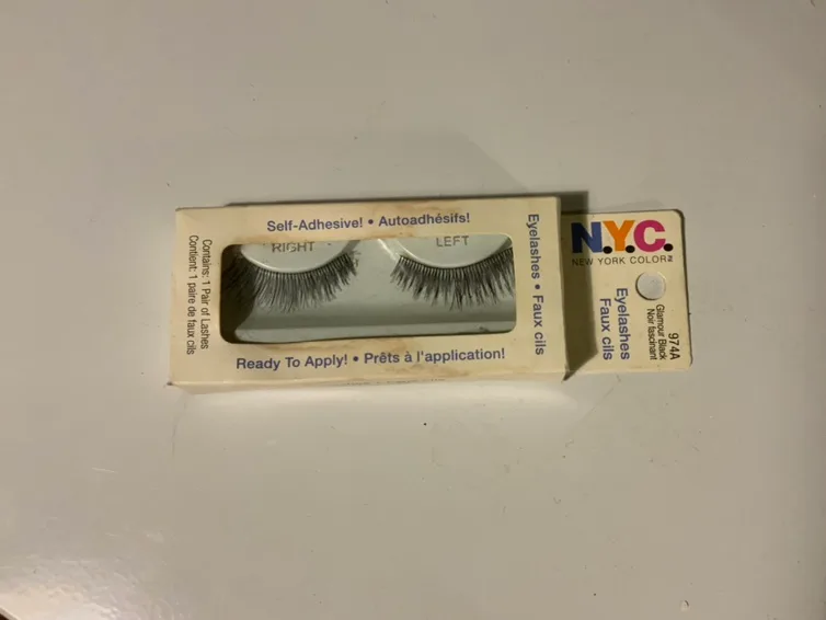 NYC Eyelashes 🧡 thumbnail