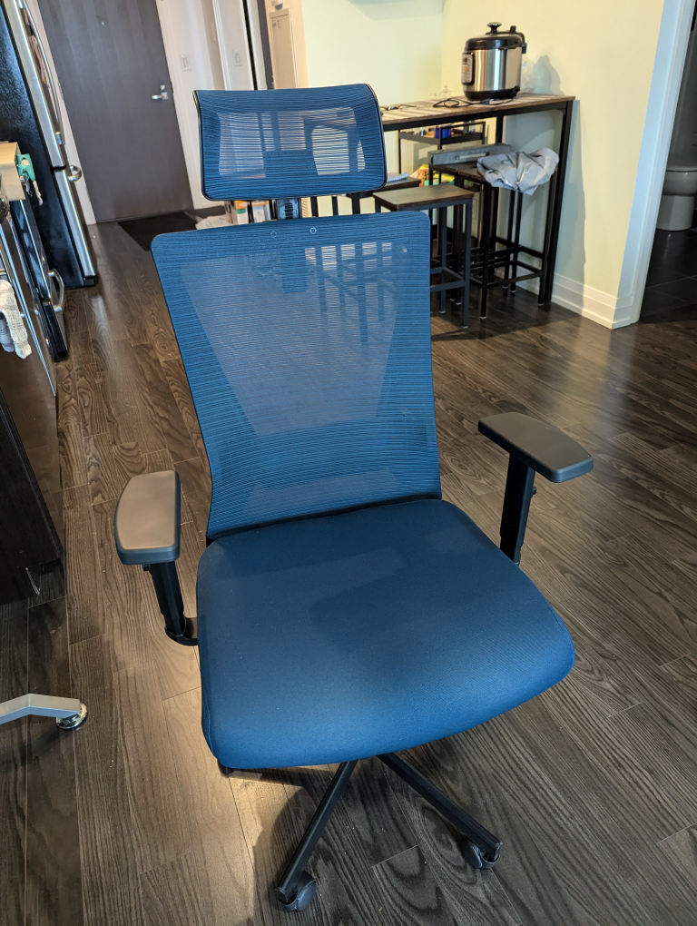 Blue Mesh Office Chair with Headrest - photo 3