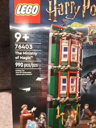 LEGO Harry Potter Ministry of Magic Building Kit image indicator(2)