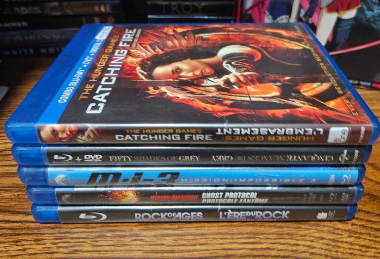 Blu-ray Movies 📀 image indicator(2)