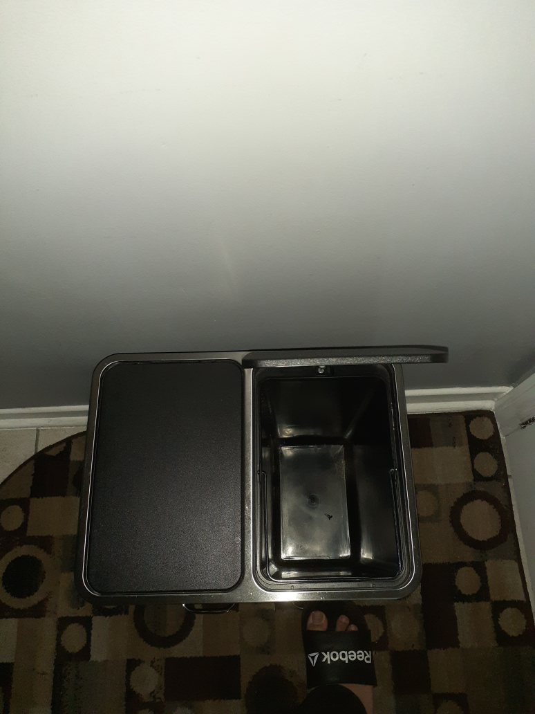 Garbage & Recycling Bin - photo 3