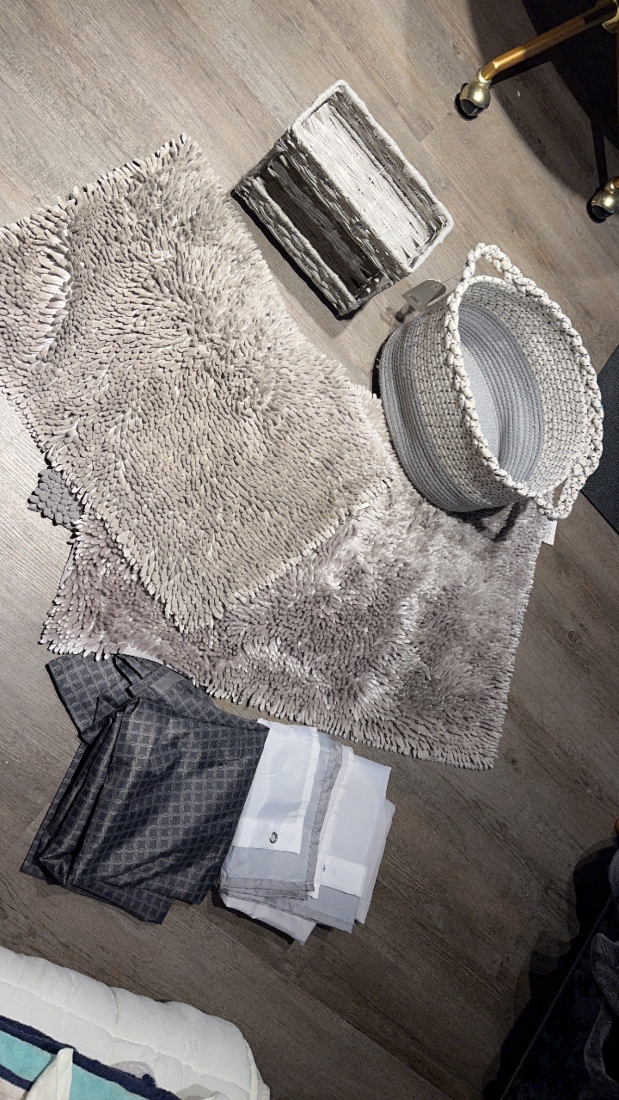 Gray bathroom Set