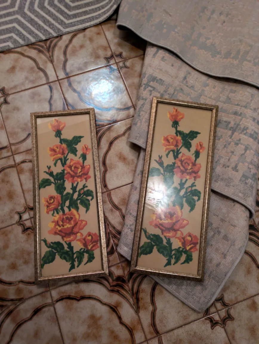 Vintage Floral Framed Cross Stitch thumbnail
