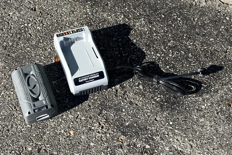 Snow Joe Cordless 18 inch 40V Snow Blower image indicator(5)