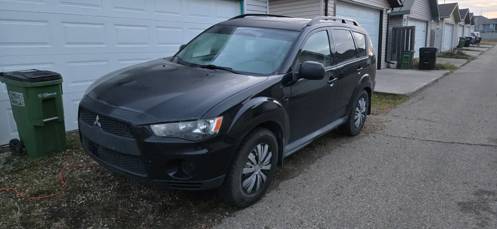 2011 Mitsubishi Outlander image indicator(2)