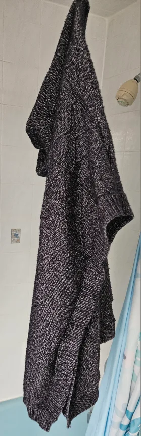 Hooded Poncho-One Size image indicator(3)