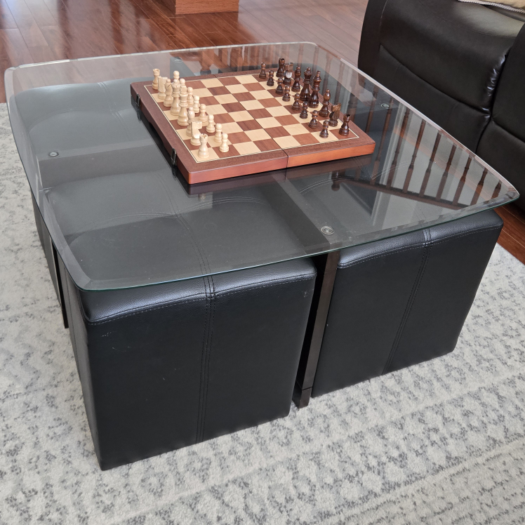 Glass table w/ 4 leather stools