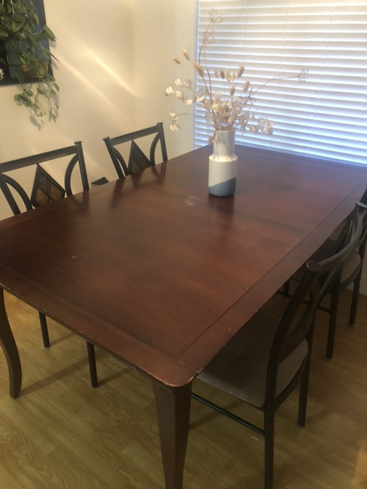 Free Dining Table - photo 2