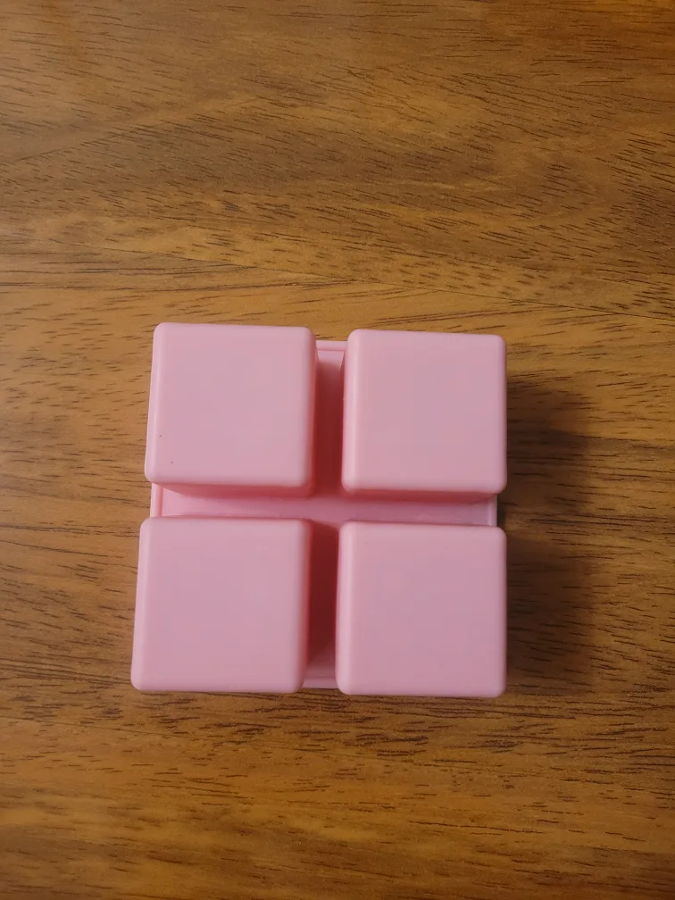 Baileys Silicone Ice Cube Tray image indicator(3)