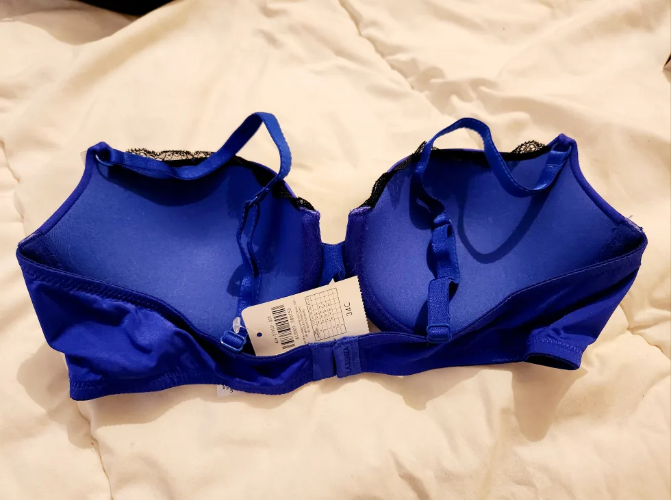 La Senza 34C Blue Bra with Rhinestone Detail image indicator(2)