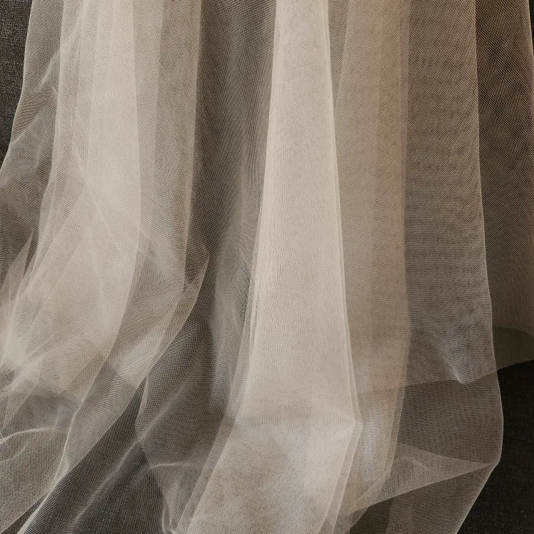 White Wedding Veil with Flower Comb image indicator(3)