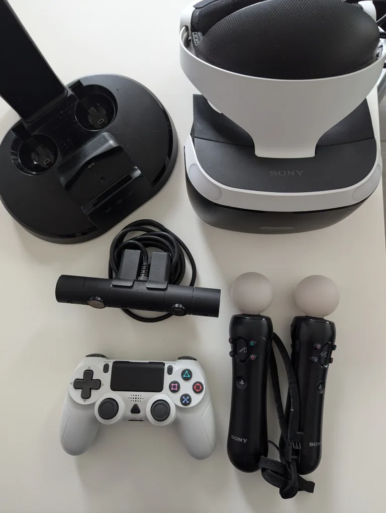 PS4 Pro Bundle with VR Headset and Games image indicator(5)