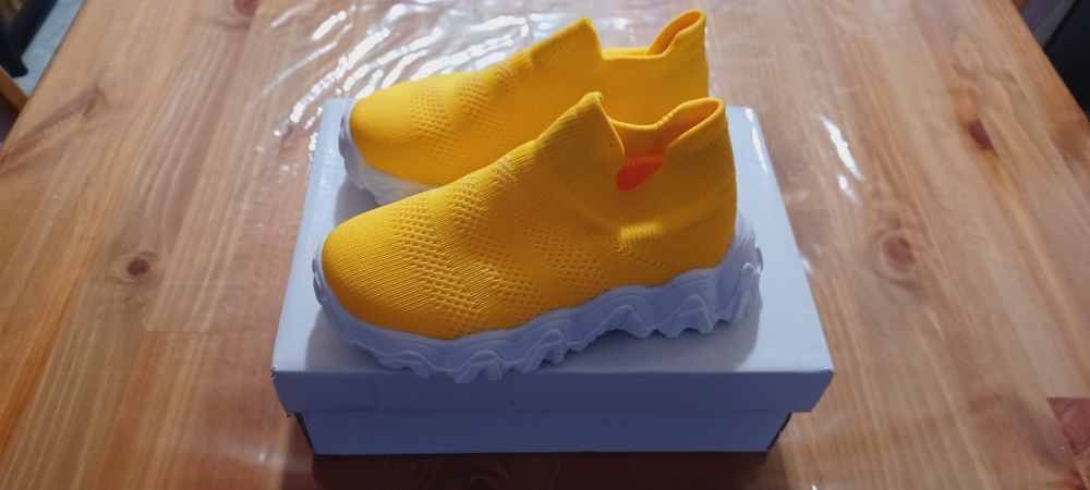 kidsYellow Knitted Slip-On Sneakers - photo 2