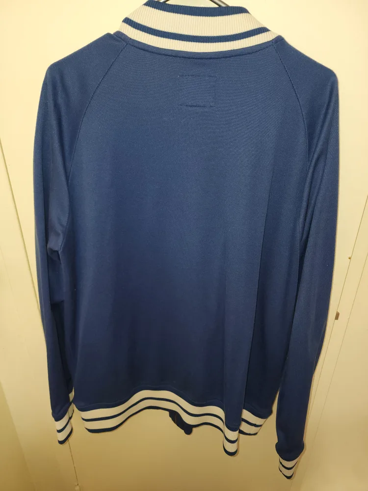 CCM Toronto Maple Leafs Jacket image indicator(2)