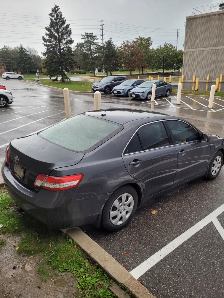 2010 Toyota Camry image indicator(2)