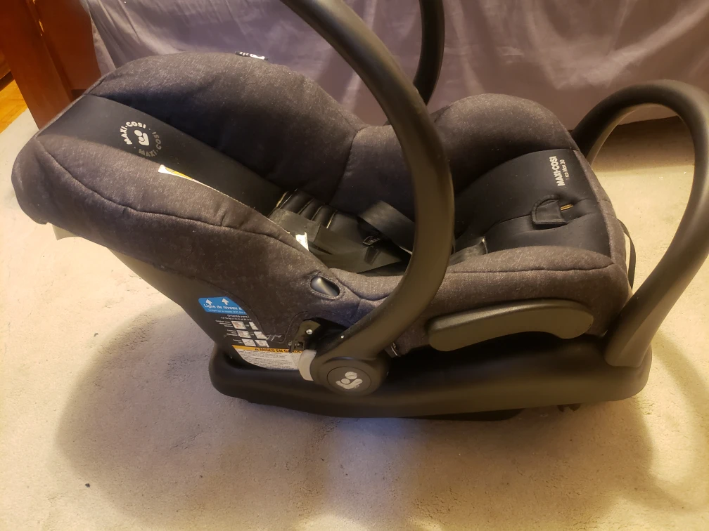 Free Maxi-Cosi Ico Max 30 Infant Car Seat - photo 3