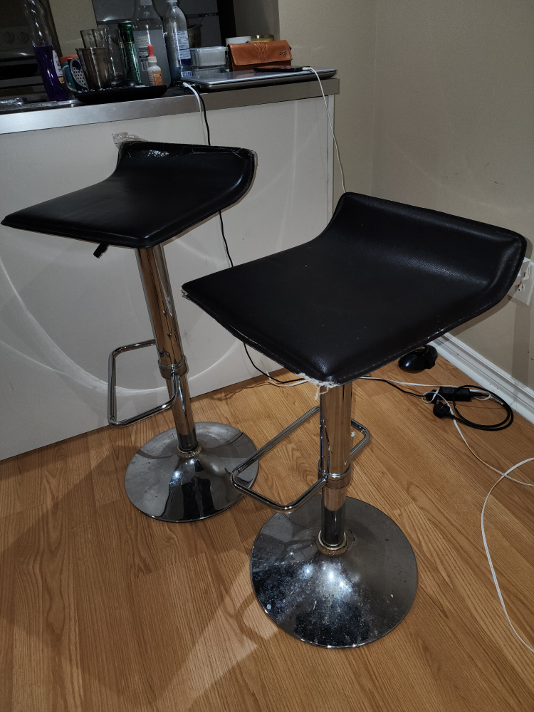 Set of 2 Black Bar Stools