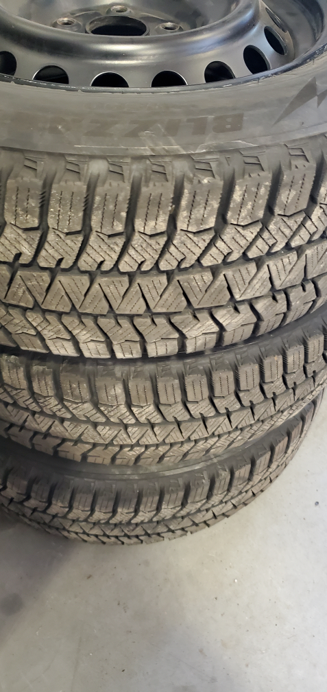 Bridgestone Blizzak WS90 Winter Tires (Set of 4) 205/65R16 - photo 5