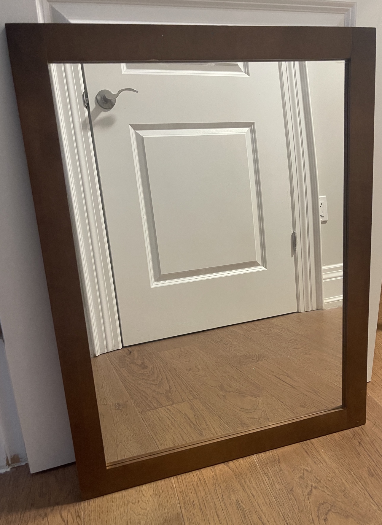 Wood frame mirror - photo 2
