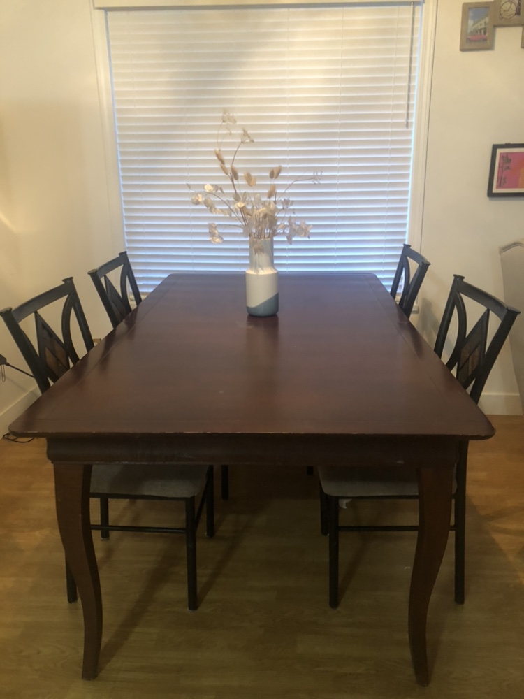 Free Dining Table - photo 3