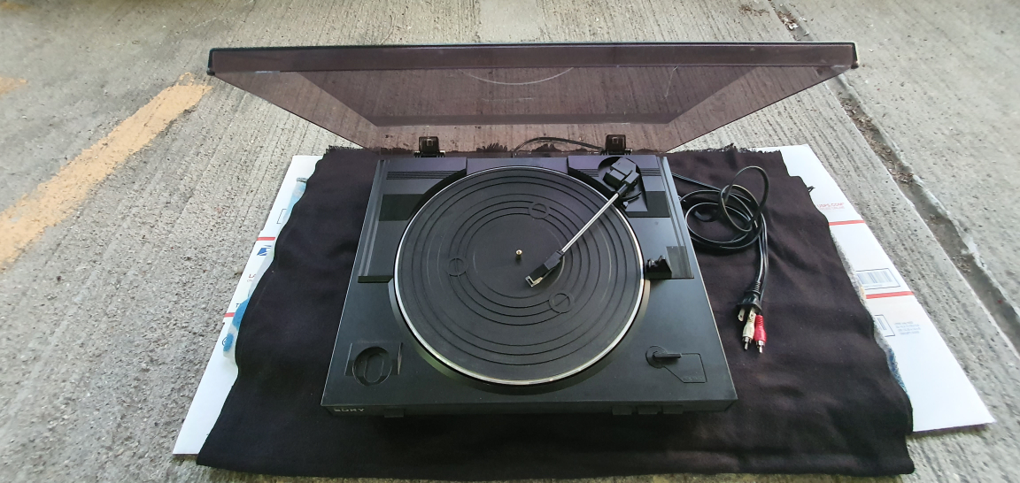 Sony PS-LX300USB Turntable - photo 3