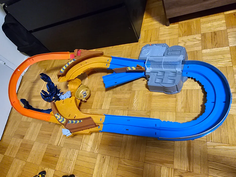 Hot Wheels Track Set thumbnail